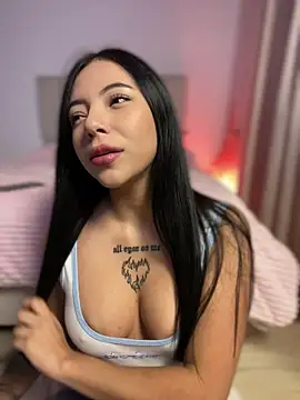 eva elifee online show from May 1, 2026, 11:31 pm