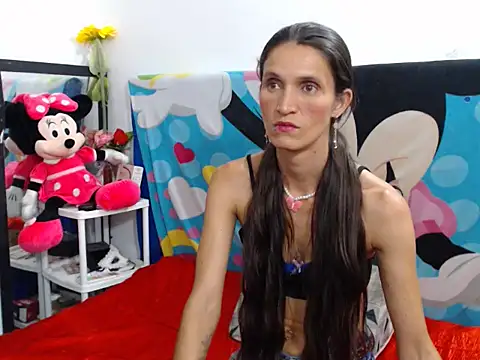 Nathasha LatinHot online show from October 26, 2025, 1:11 am