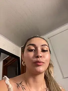 emma oxford online show from February 28, 2025, 11:45 pm