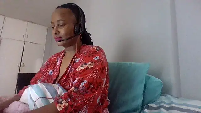 BabeAssXX online show from September 10, 2025, 1:22 pm