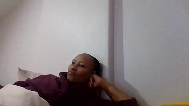 BabeAssXX online show from March 11, 2026, 4:51 am