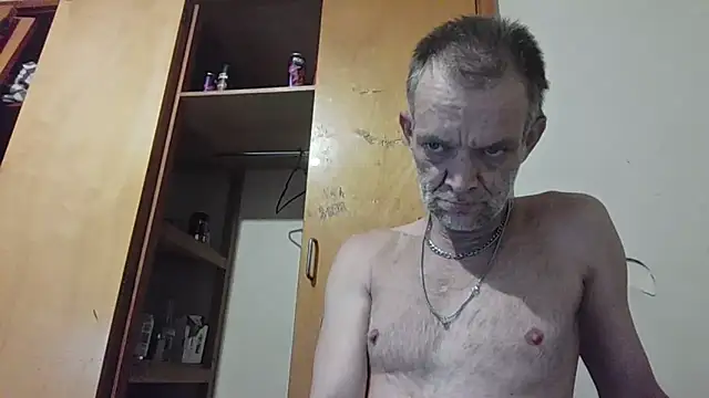 TooFknHorny7676xh online show from June 6, 2026, 12:32 pm