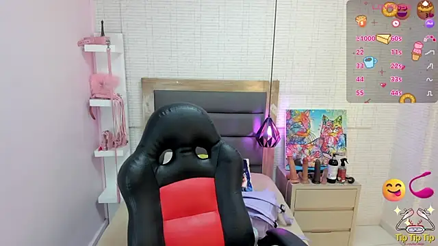 MADISON ROWAN1 online show from December 17, 2025, 3:12 am