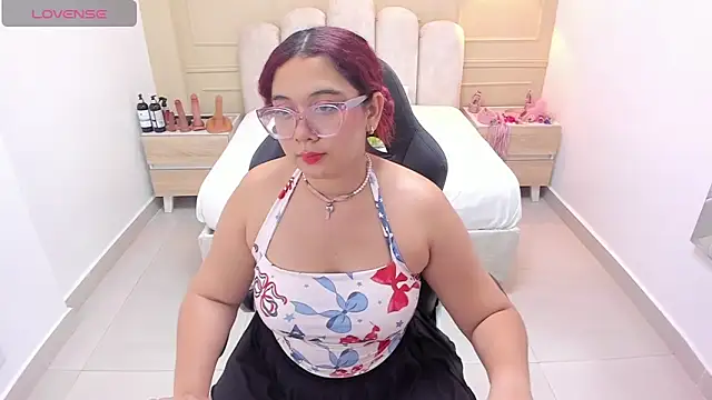 MADISON ROWAN1 online show from April 13, 2026, 3:34 am