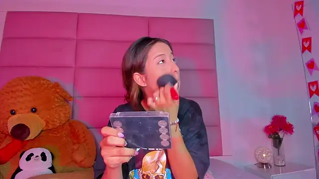 little-Emma online show from February 20, 2025, 3:12 am