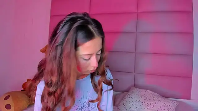 little-Emma online show from February 21, 2025, 3:12 am