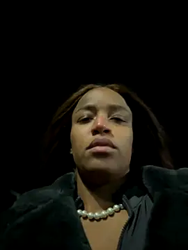 Black Dolll online show from November 10, 2025, 5:56 pm