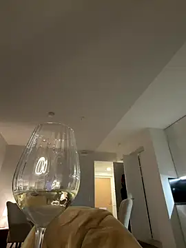 Black Dolll online show from December 14, 2025, 6:34 pm