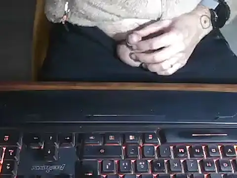 Snapshot of Adri_gard chatting on January 20, 2025, 9:01 pm Adri gard online show from January 20, 2025, 9:01 pm