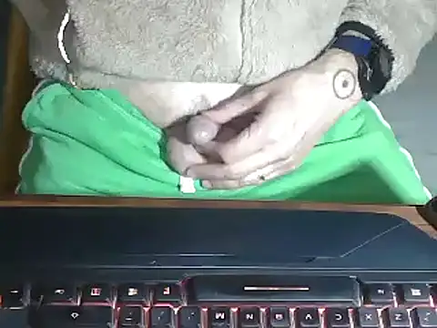 Snapshot of Adri_gard chatting on March 13, 2025, 8:54 pm Adri gard online show from March 13, 2025, 8:54 pm