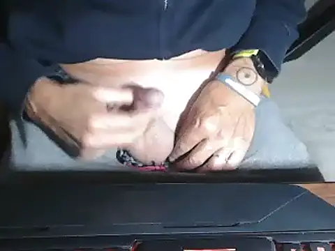 Snapshot of Adri_gard chatting on September 26, 2025, 9:08 pm Adri gard online show from September 26, 2025, 9:08 pm