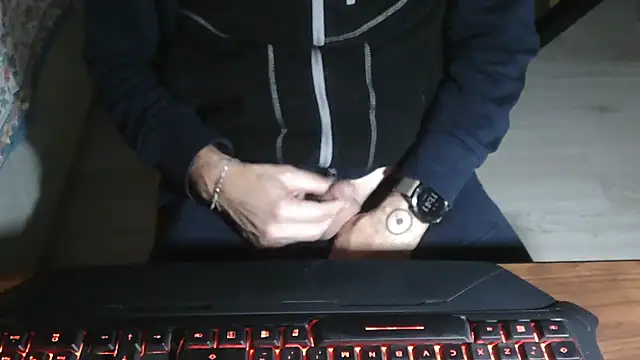 Snapshot of Adri_gard chatting on November 21, 2025, 10:41 pm Adri gard online show from November 21, 2025, 10:41 pm