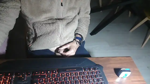 Adri gard online show from April 10, 2026, 8:46 pm