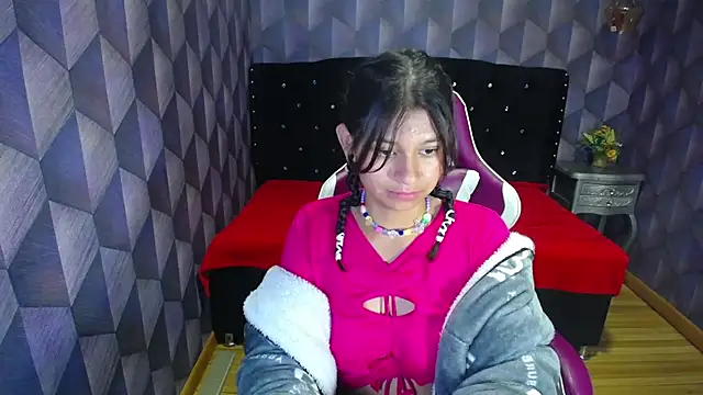 Lilyevansx online show from March 20, 2025, 2:10 pm