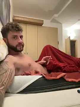 Snapshot of michifolli92 chatting on November 13, 2025, 10:30 pm michifolli92 online show from November 13, 2025, 10:30 pm