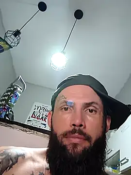 Leonpicudo online show from March 6, 2026, 3:36 am