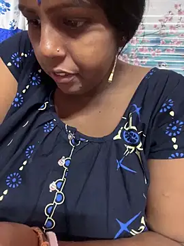 Beauty-queen online show from April 7, 2026, 1:44 pm