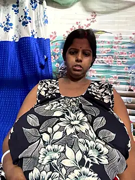 Beauty-queen online show from April 15, 2026, 11:50 am