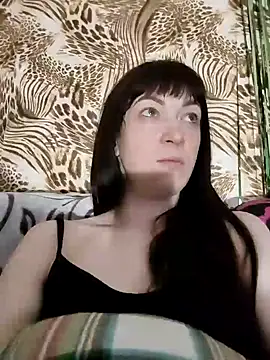 NikaXBerry online show from February 18, 2025, 1:44 pm