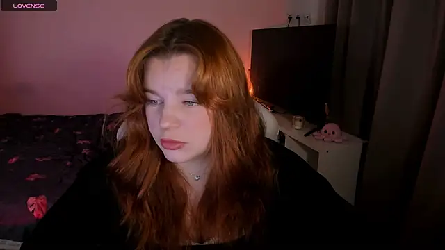 Snapshot of _Lisa_x chatting on December 4, 2024, 8:23 am  Lisa x online show from December 4, 2024, 8:23 am