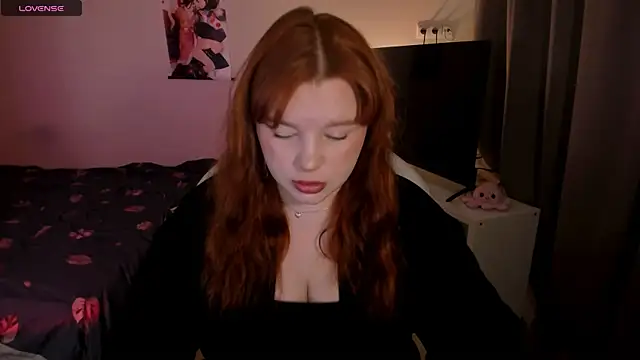 Snapshot of _Lisa_x chatting on December 19, 2024, 8:13 am  Lisa x online show from December 19, 2024, 8:13 am