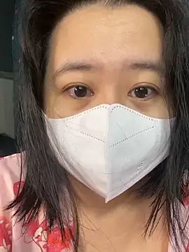 ninini92 online show from February 2, 2025, 1:08 pm