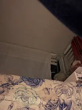 Lorraine Leon online show from January 14, 2025, 2:08 am