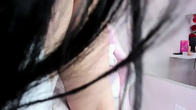 Danna 777  online show from December 17, 2024, 12:33 pm