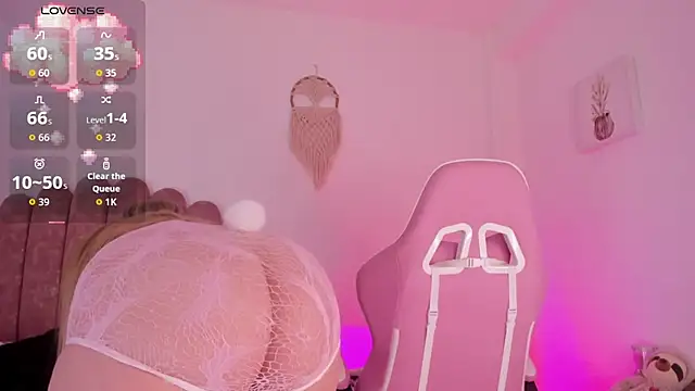  abby Cooper  online show from November 14, 2025, 5:28 am