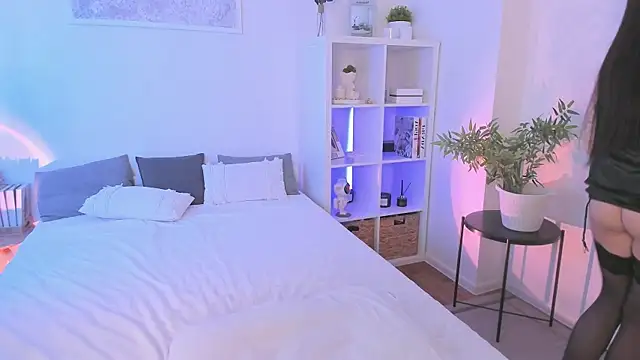 Sasha Miro online show from January 10, 2025, 5:05 am