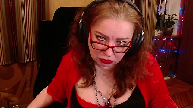 Snapshot of Miss_Tress chatting on October 8, 2025, 11:46 pm Miss Tress online show from October 8, 2025, 11:46 pm