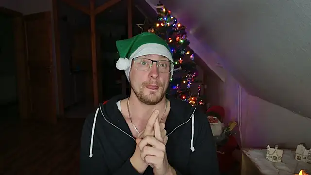 Relsxboy online show from December 20, 2024, 8:55 pm