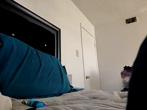 Snapshot of Barrentine88 chatting on March 18, 2026, 8:23 pm Barrentine88 online show from March 18, 2026, 8:23 pm