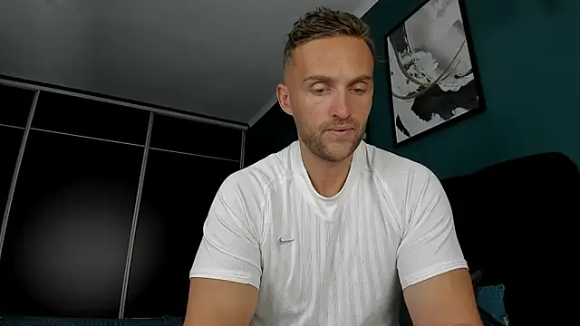 Snapshot of ShawnFucker2 chatting on December 21, 2024, 6:52 am ShawnFucker2 online show from December 21, 2024, 6:52 am