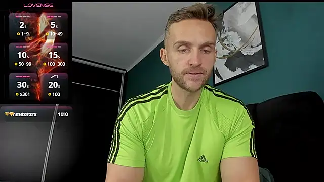 Snapshot of ShawnFucker2 chatting on January 24, 2025, 6:35 am ShawnFucker2 online show from January 24, 2025, 6:35 am