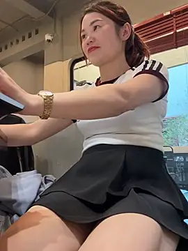 Emily 9xx online show from March 22, 2025, 11:00 am