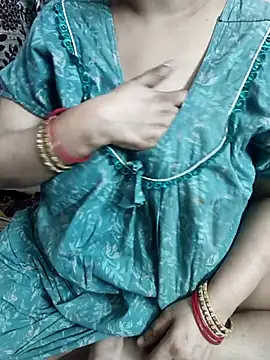 cuteyqueen online show from March 30, 2026, 1:56 pm