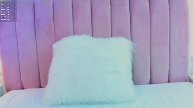 KimberlyCutee online show from May 25, 2026, 8:26 pm