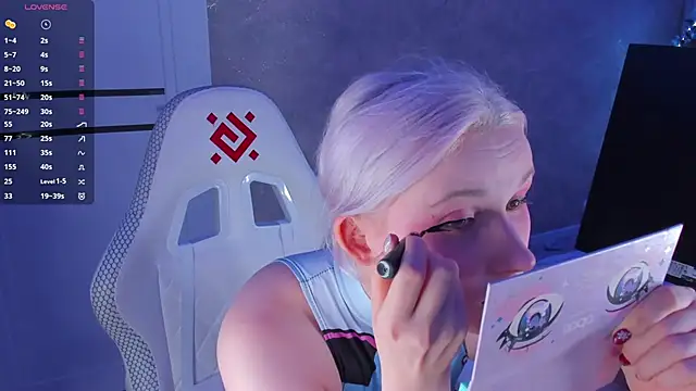 Snapshot of SweeteRose_Royce chatting on January 9, 2025, 3:34 pm SweeteRose Royce online show from January 9, 2025, 3:34 pm