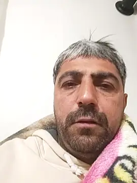 Snapshot of Muratcanik44 chatting on February 5, 2026, 10:03 pm Muratcanik44 online show from February 5, 2026, 10:03 pm