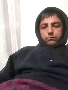 Snapshot of Muratcanik44 chatting on February 26, 2026, 9:58 pm Muratcanik44 online show from February 26, 2026, 9:58 pm