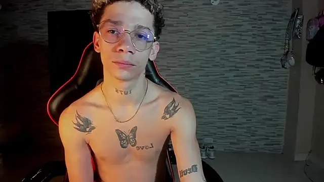 mateodeamjo online show from October 4, 2025, 8:12 am