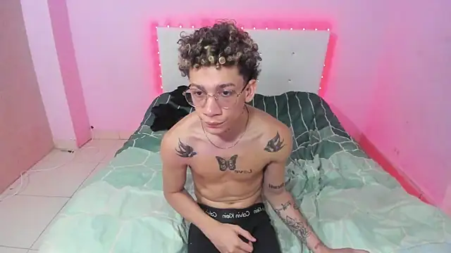 mateodeamjo online show from October 15, 2025, 10:04 am