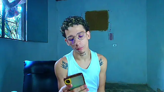 mateodeamjo online show from February 17, 2026, 9:32 pm