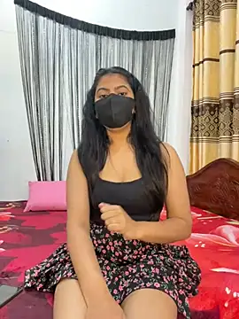 Snapshot of Angel_Zaara chatting on January 10, 2025, 4:20 pm Angel Zaara online show from January 10, 2025, 4:20 pm