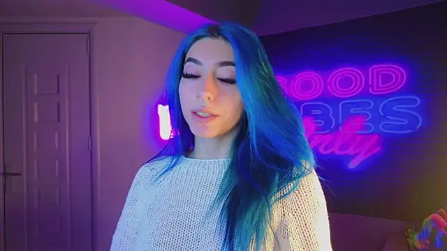 AriaVoss online show from December 21, 2024, 8:54 pm