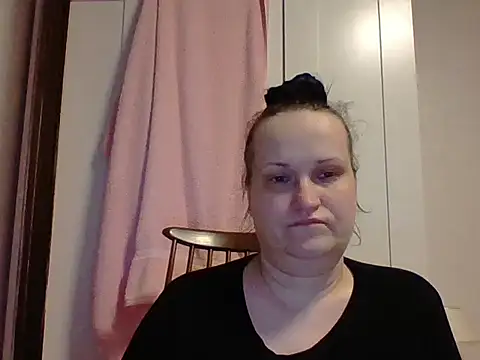  squirty cum lady  online show from February 22, 2025, 5:02 pm