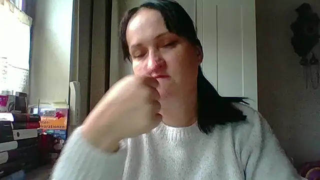  squirty cum lady  online show from December 19, 2025, 12:45 pm