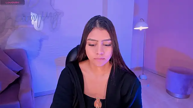 Snapshot of AllyJensen chatting on February 5, 2025, 9:15 am AllyJensen online show from February 5, 2025, 9:15 am