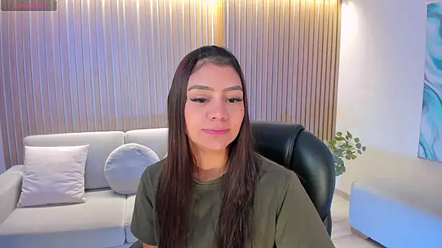 Snapshot of AllyJensen chatting on March 2, 2025, 11:07 am AllyJensen online show from March 2, 2025, 11:07 am
